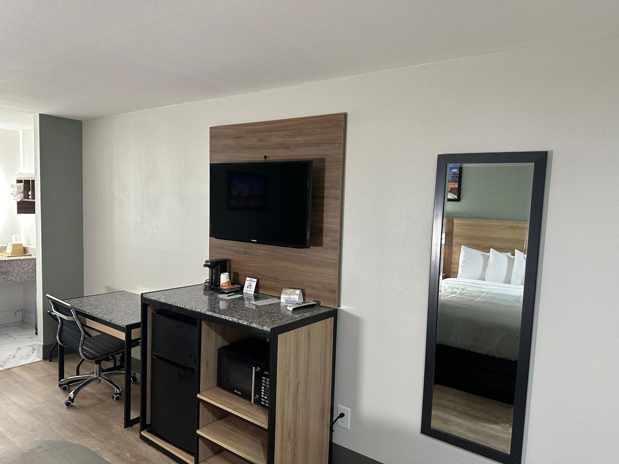 Quality Inn 门罗 外观 照片