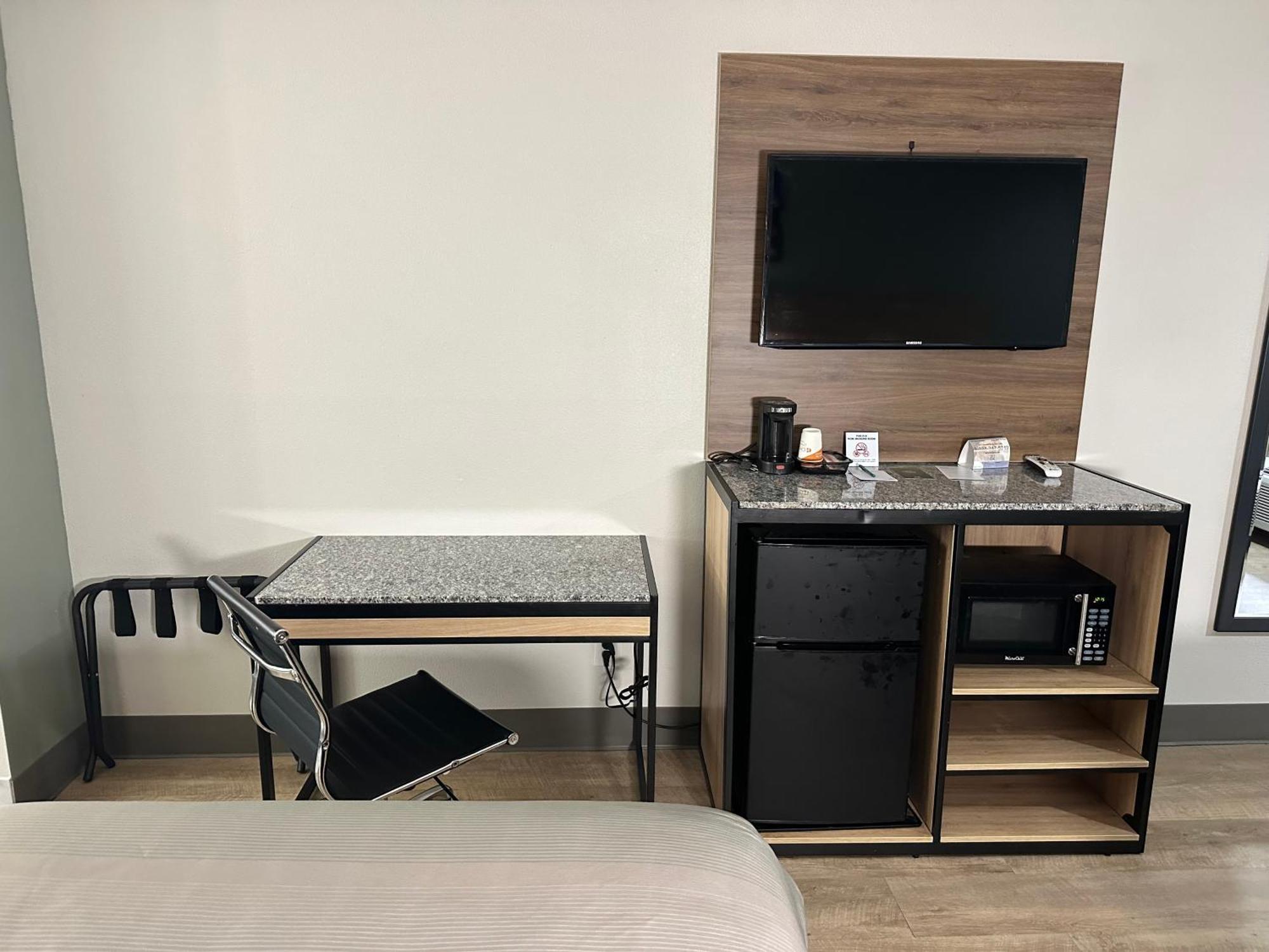 Quality Inn 门罗 外观 照片